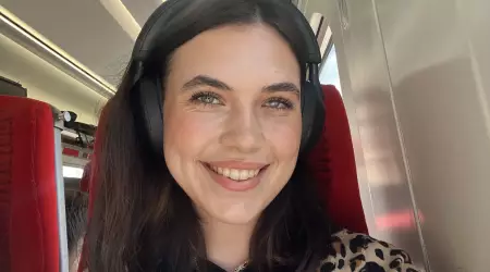 Freya Smørdal Walker, tidligere Solbakken-elev. Nå student i BA Acting ved Rose Bruford College i London.